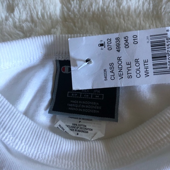 Champion Cropped Tee - Picture 3 of 3